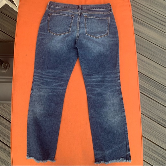 Old Navy Mid Wash Flare Jeans — Size 2R - Picture 5 of 6